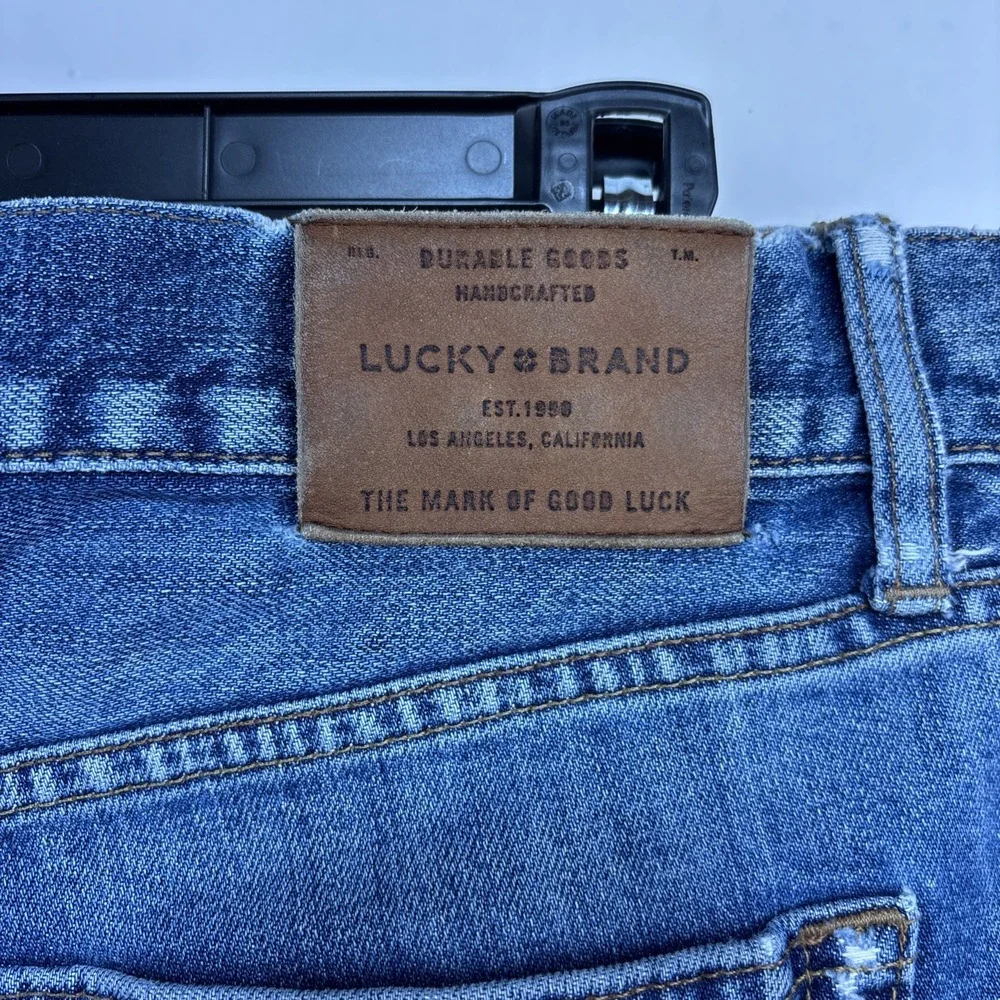 Lucky Brand 121 Slim‎ Men's Jeans Size 34x30 Blue Medium Wash Distressed Look